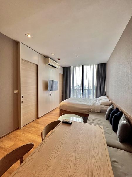 Park Origin Phromphong Studio 28 sqm