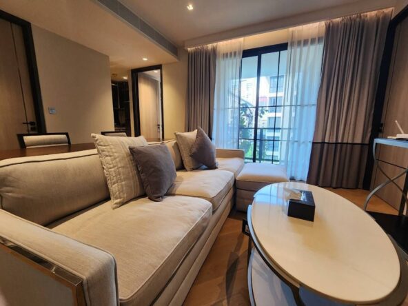 The Reserve Sukhumvit 61 2 bed