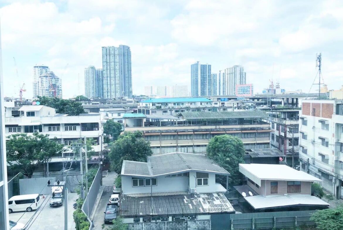 life sukhumvit 48 2 bed 4th floor
