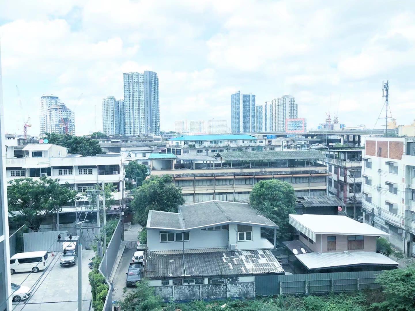 life sukhumvit 48 2 bed 4th floor