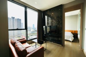 Luxury Condo in CBD