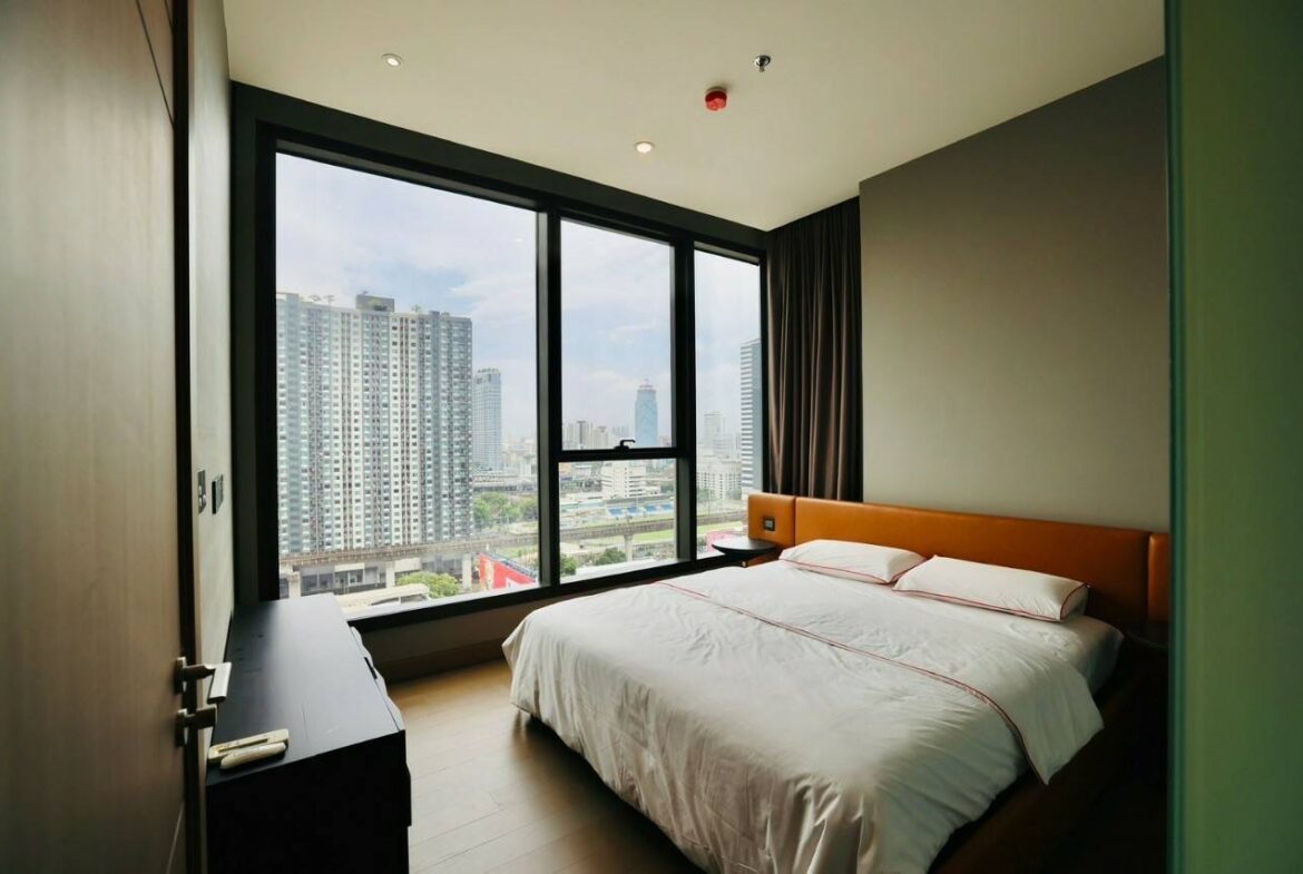 The Esse Singha Complex
