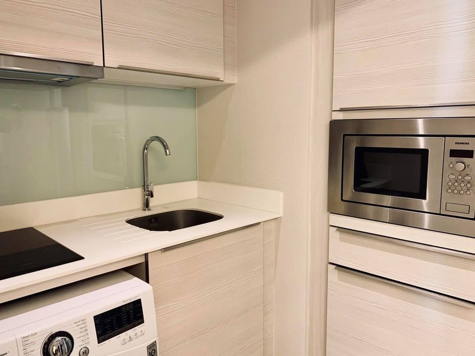 H Sukhumvit 43 9th