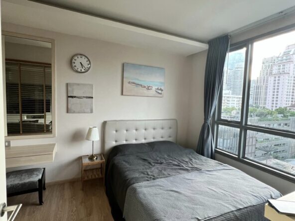 H Sukhumvit 43 42 sqm