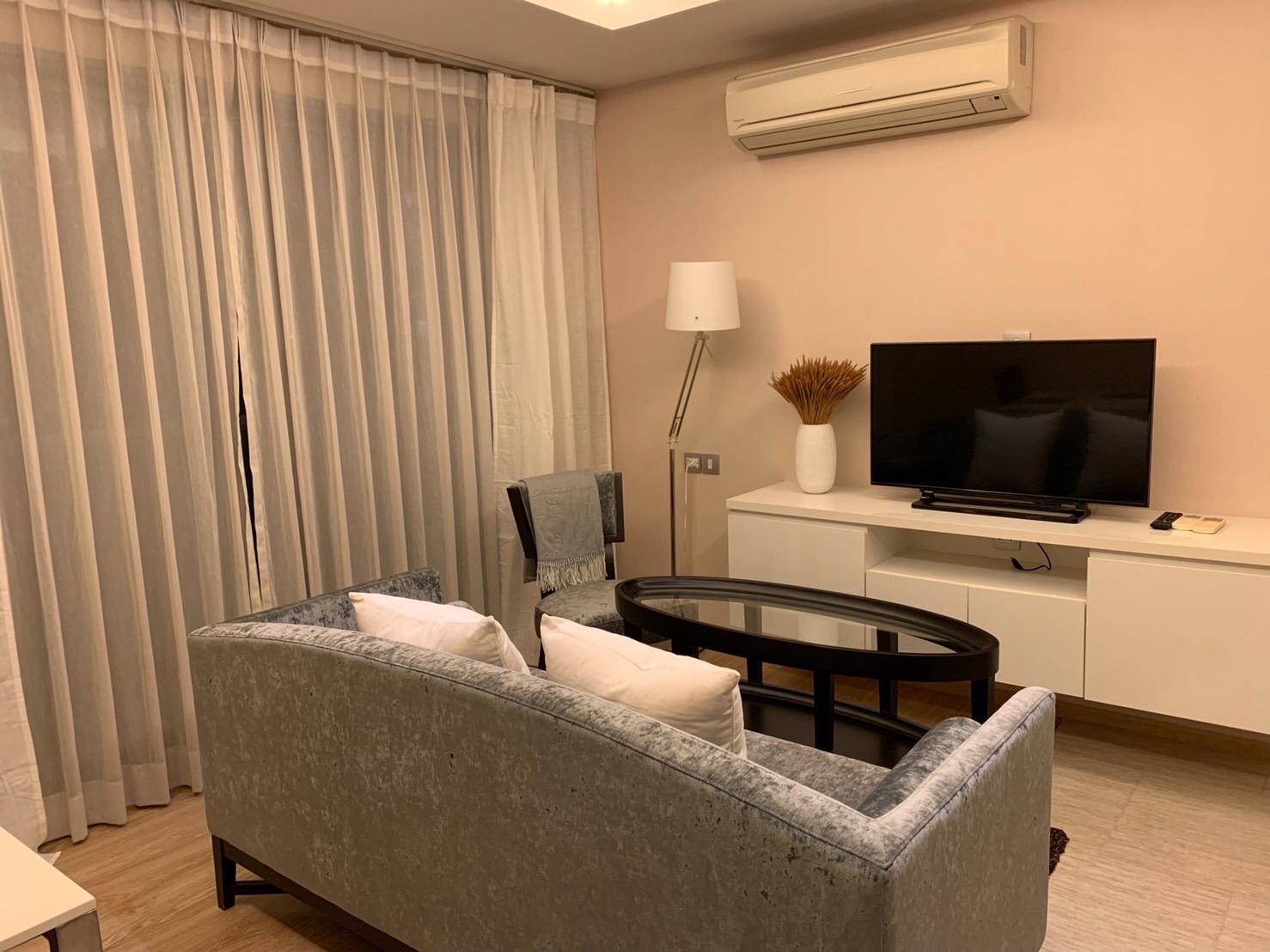 H Sukhumvit 43 16th fl