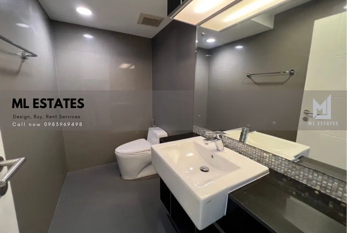 the crest sukhumvit 34