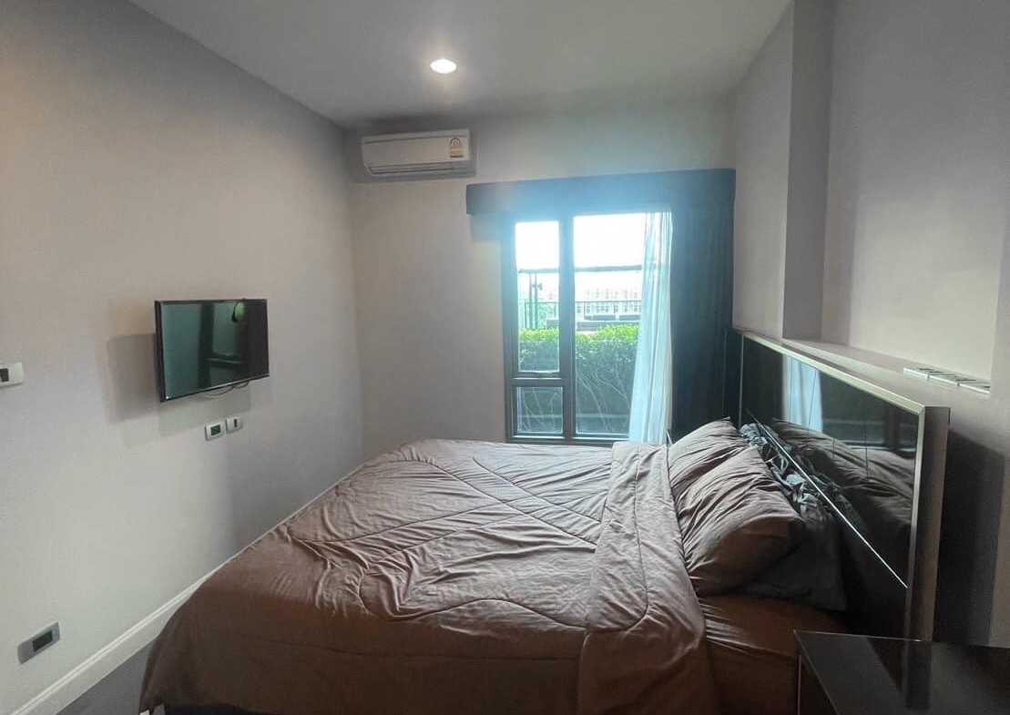 the crest sukhumvit 34